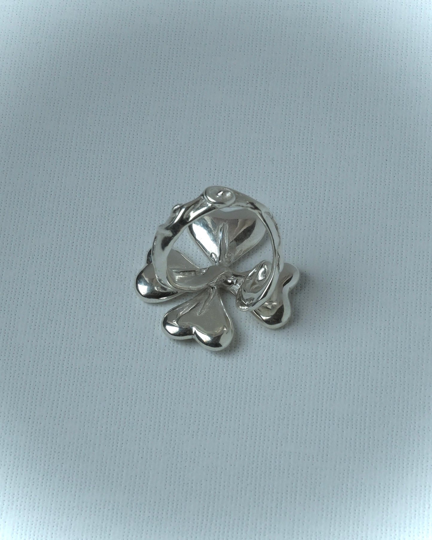 Four-leaf clover silver ring