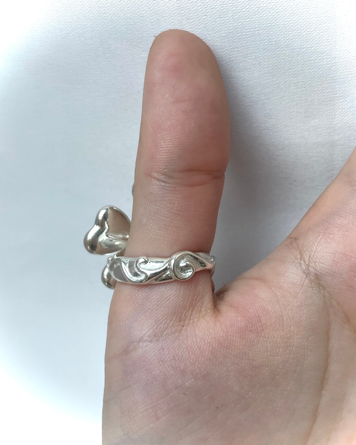 Four-leaf clover silver ring