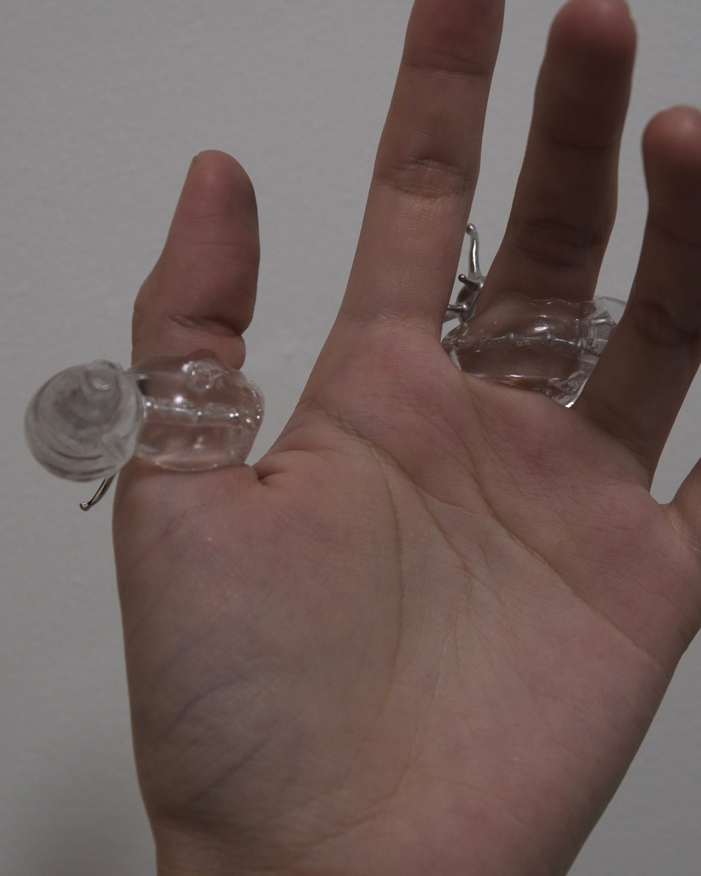 Silver spine snail ring * Crystal Clear *